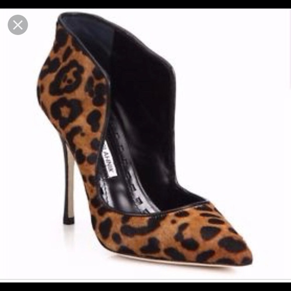 Manolo Blahnik Shoes - Manolo Blahnik Collared Calf Hair leopard pump